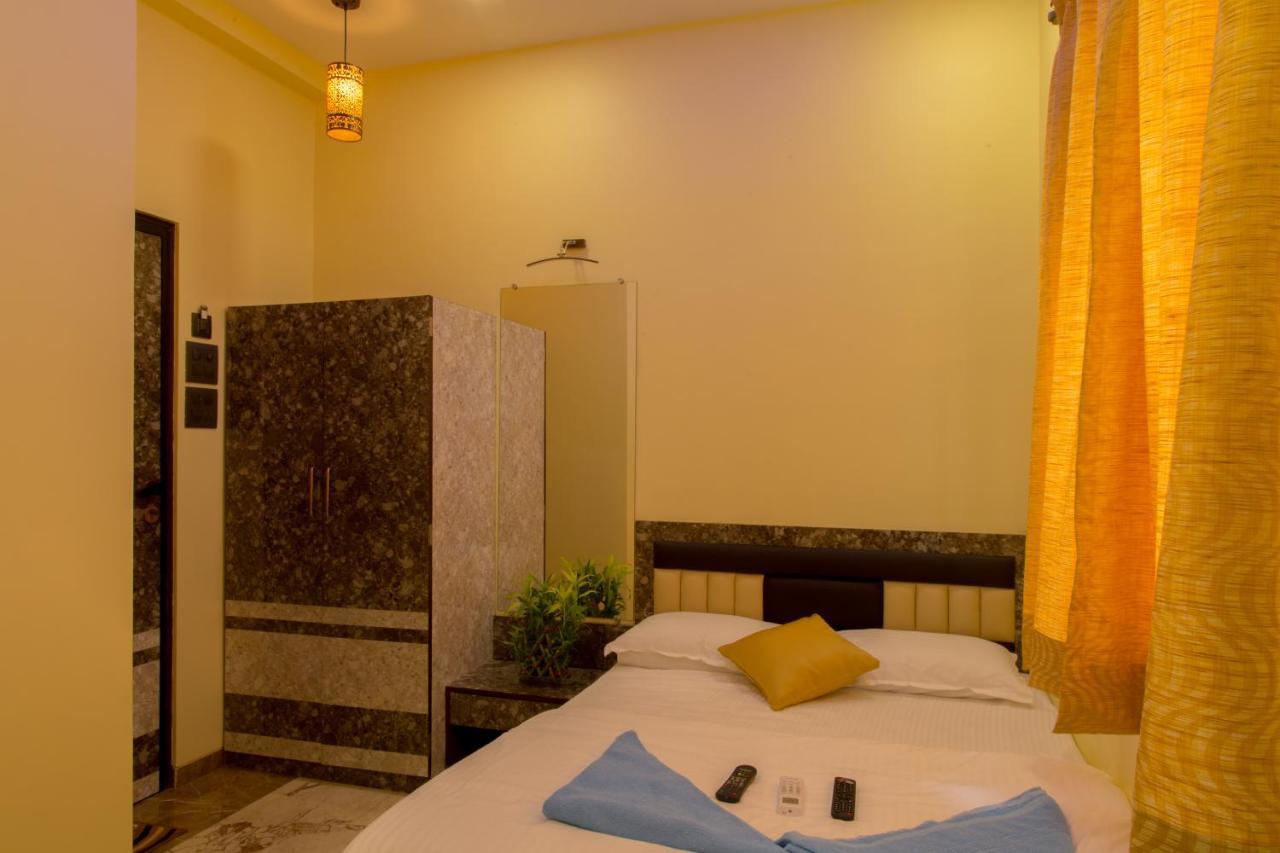 Hotel Tourister Mumbai Eksteriør bilde